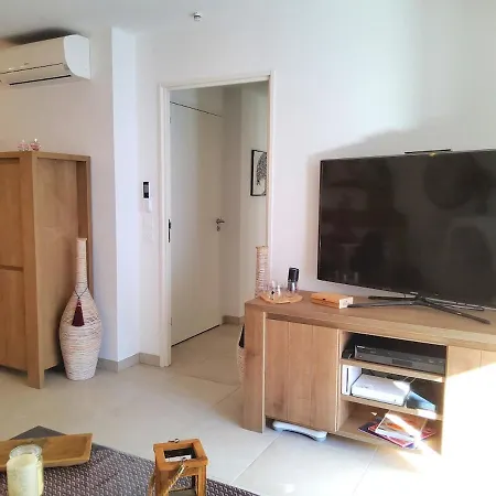 Seduisant 68m2 - 200 M De La - Centre 아파트 *