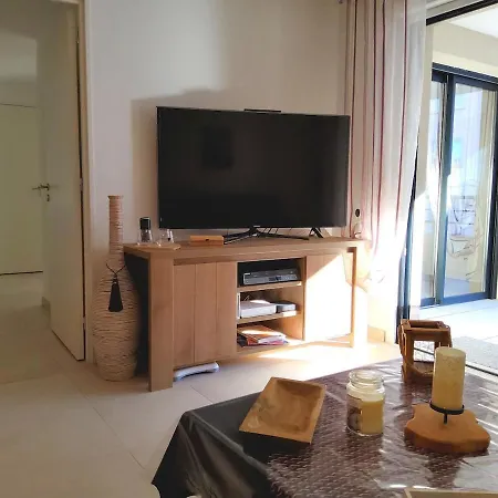 Seduisant 68m2 - 200 M De La - Centre 아파트