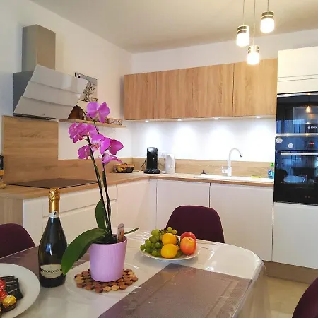 2 - 50 M De La - Parking Apartment Frejus