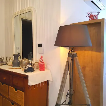 Apartment Seduisant 68m2 - 200 M De La - Centre Saint-Raphael (Var)