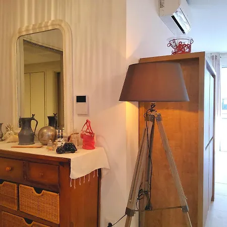 Seduisant 68m2 - 200 M De La - Centre Apartmán